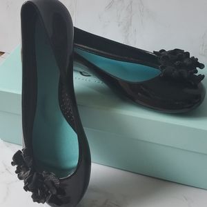 OKA b Jelly Flats with flower detail